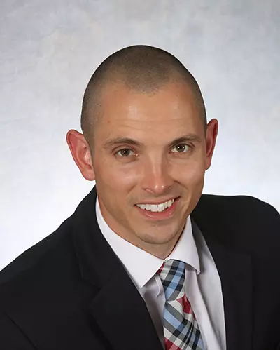 Darrel Miller - employee benefits broker